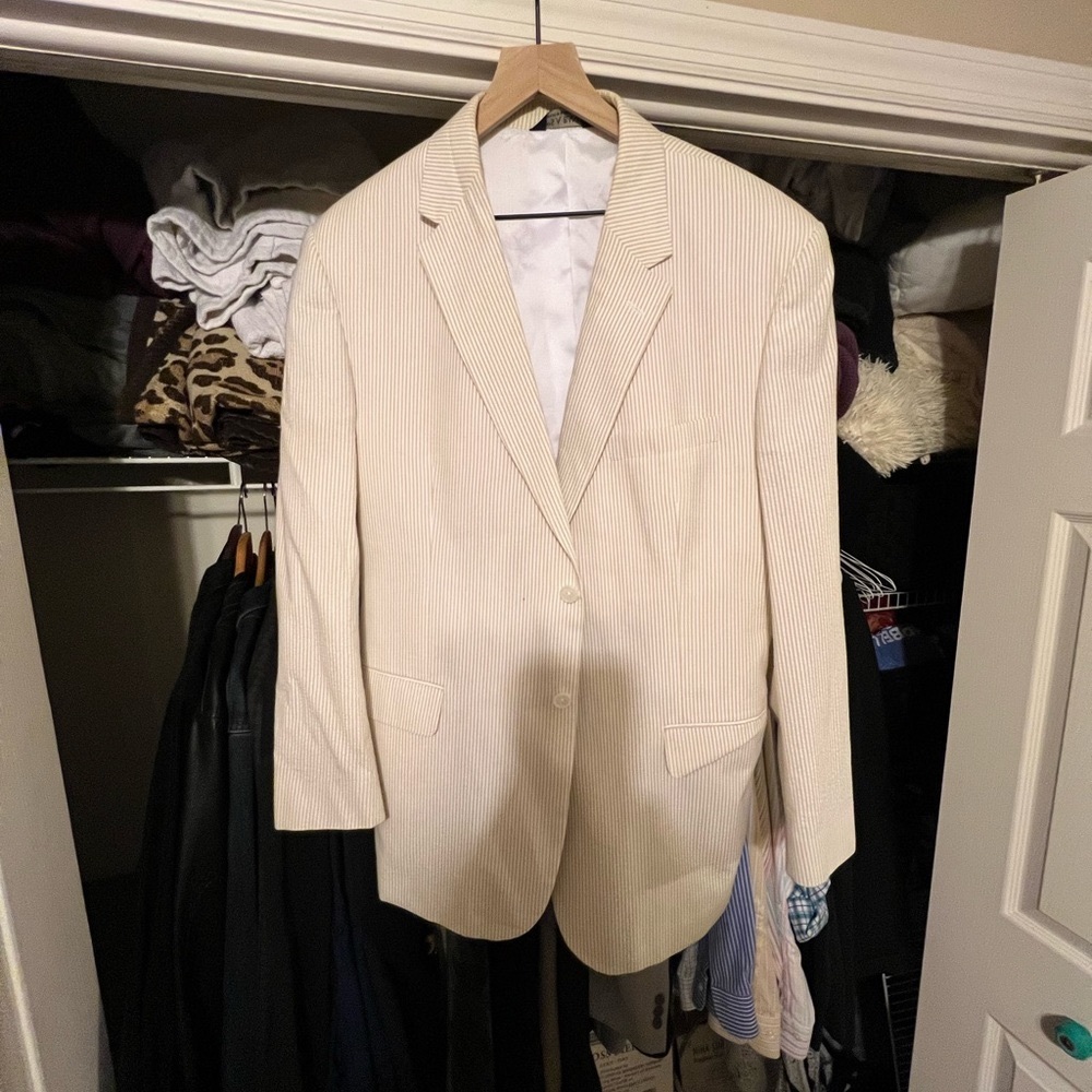 Men s Jos.A Bank 100% cotton, Spring weight 28 pleat 46 R 41 W